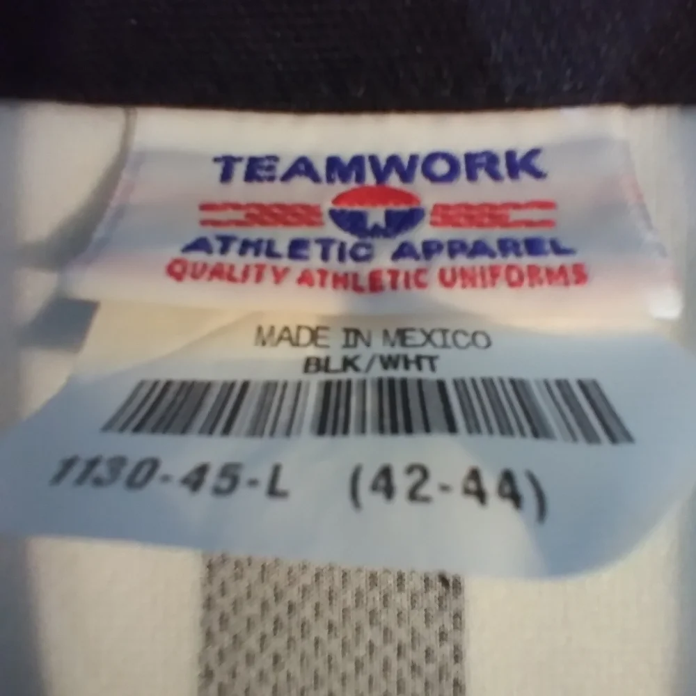 Athletic Apparel Referee Shirt Mens Size 42/ 44 Short Sleeve Sports - Picture 6 of 7